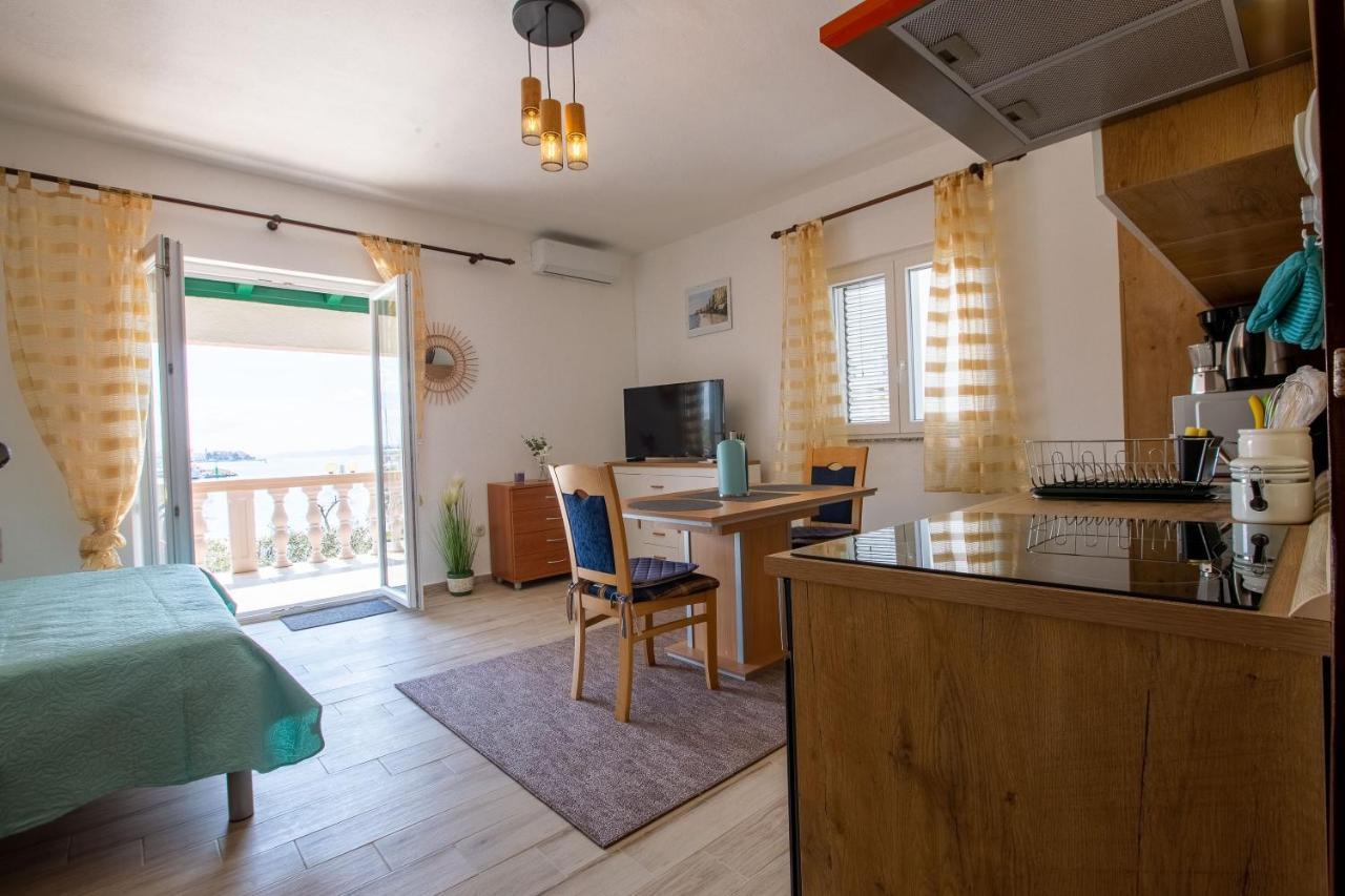 Mare-More Studio W Balcony And Beach Front And View Apartment Zadar Exterior foto